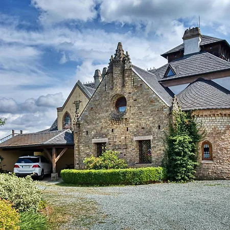 Apartman Kralik Nove Mesto nad Metuji Exterior photo