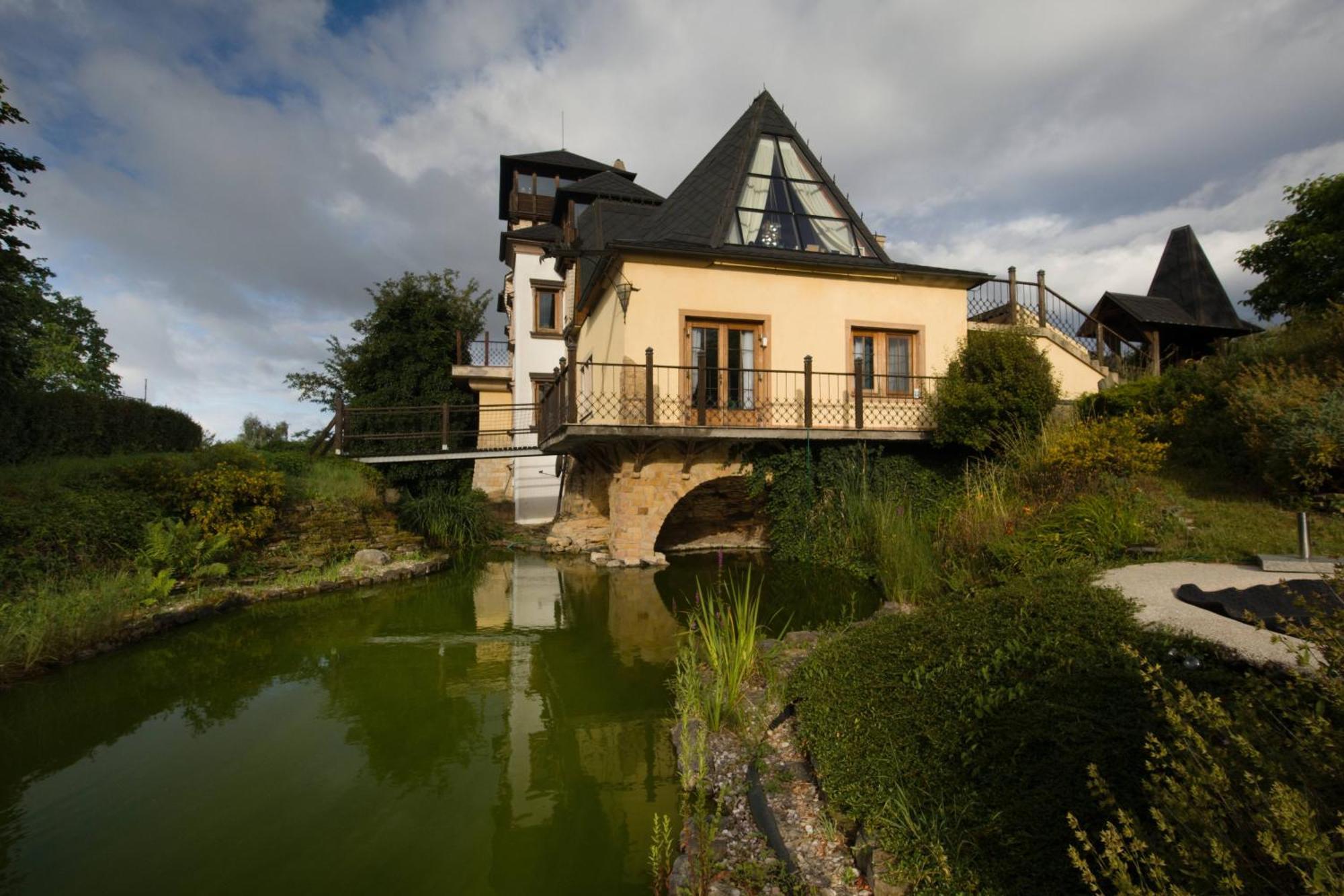 Apartment Kralik Nove Mesto nad Metuji